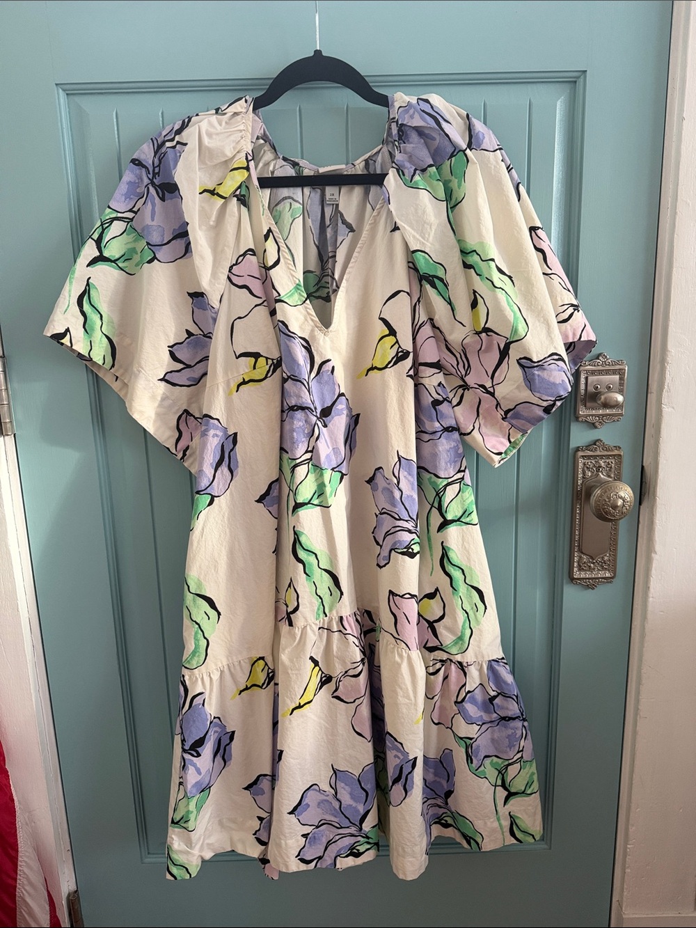 a.new.day floral top in cream with purple and green